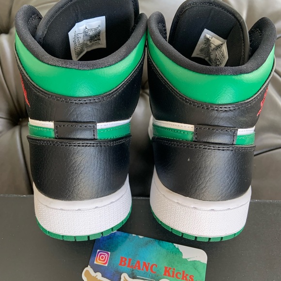 PRE-OWNED ‼️ Jordan 1 Mid GREEN TOE (Grade School) — 6Y (7.5W) - Picture 6 of 10